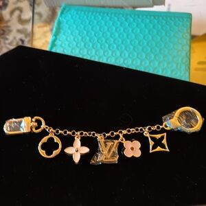 Louis Vuitton bag necklace
